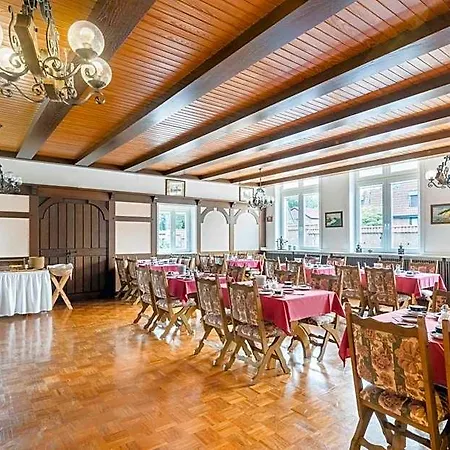 Zur Post Hotel Pattensen (Hanover)